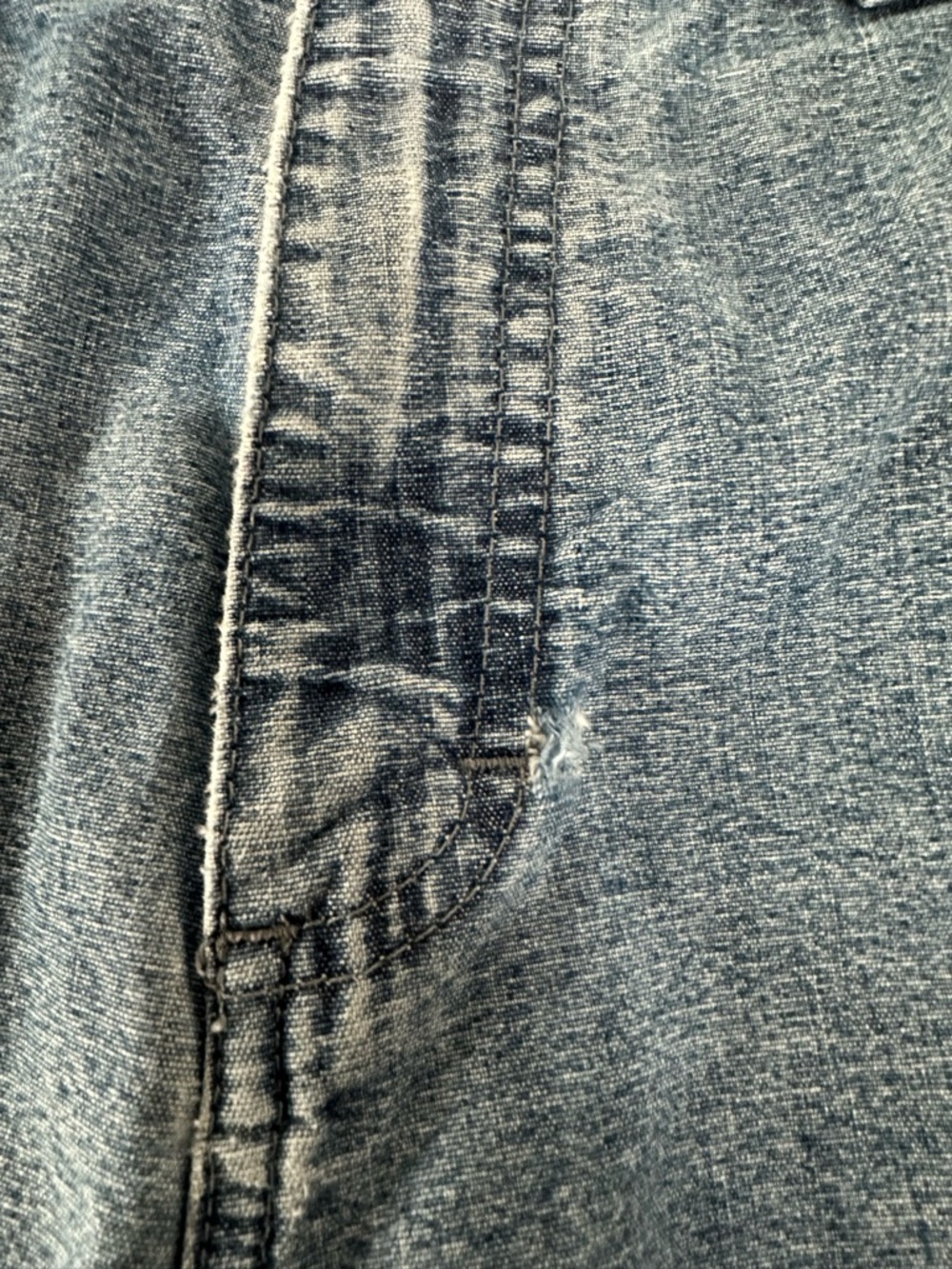 RIVETED BY LEE VINTAGE / Blue Denim High Waisted Shorts Cargo Pockets / Size 4 - Picture 9 of 9